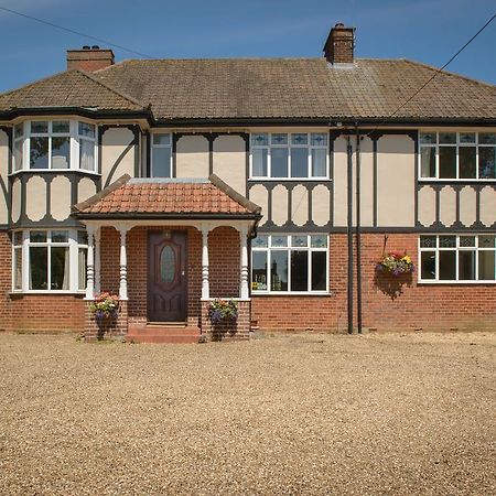 Harwood House B&B Great Dunmow Exterior foto