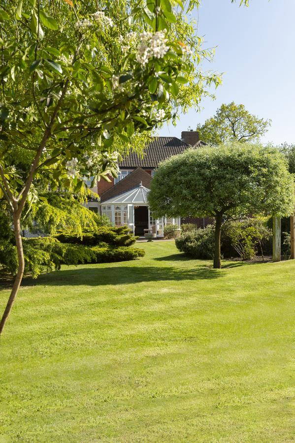 Harwood House B&B Great Dunmow Exterior foto